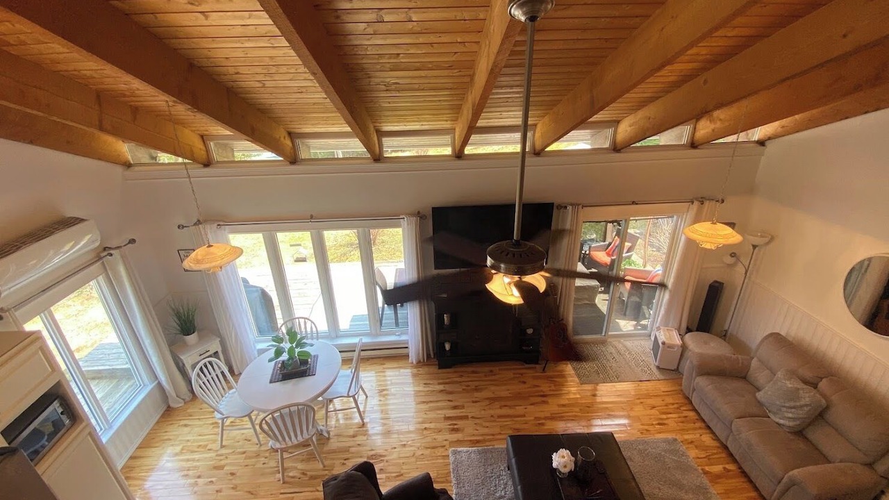 Photo of Livingroom in Terra Nova