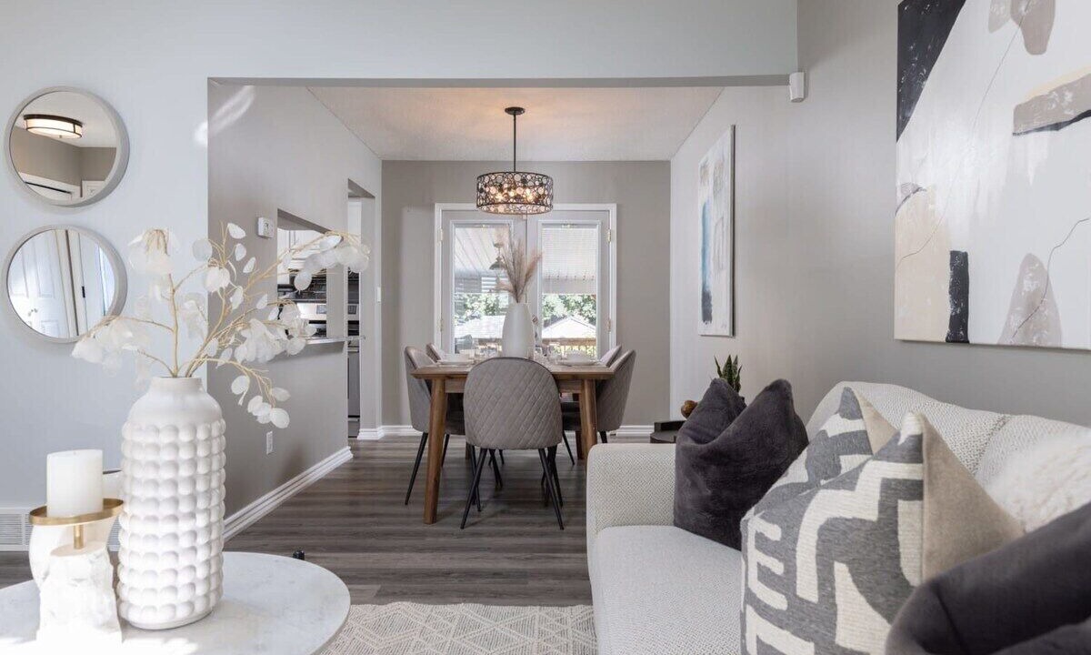 Photo of Livingroom in St. Catharines