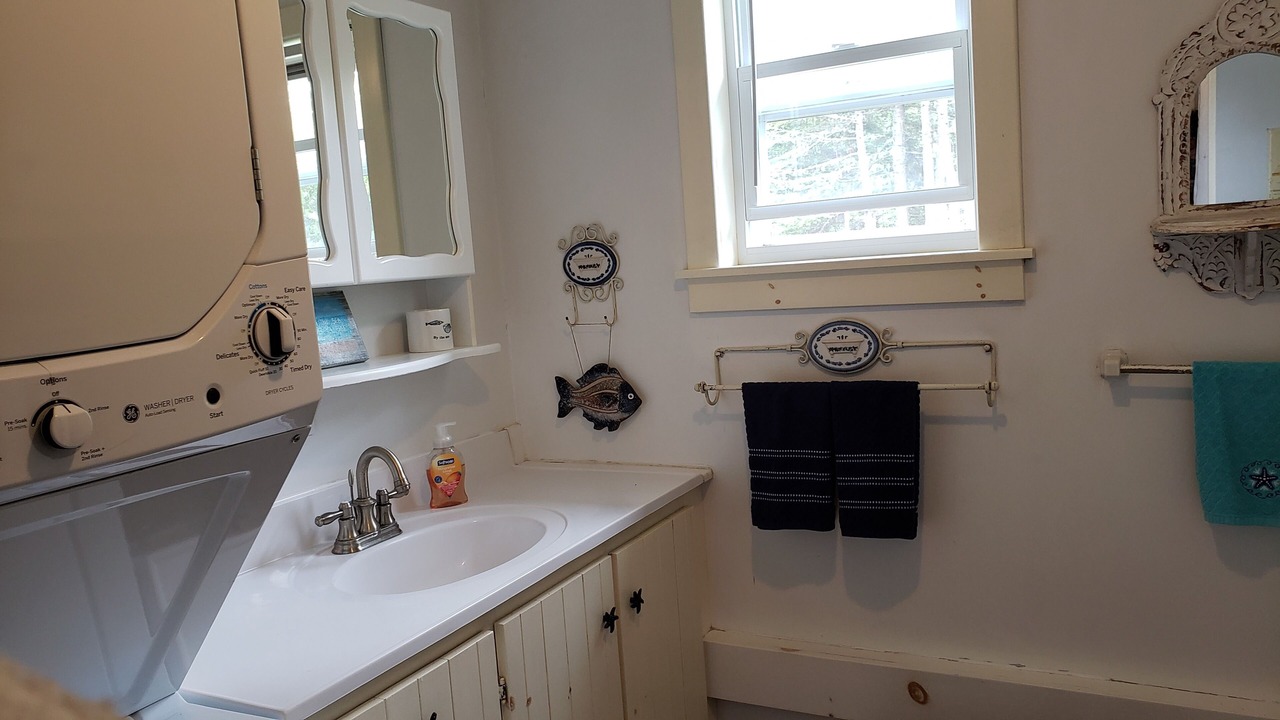 Photo of Bathroom in Chance Harbour