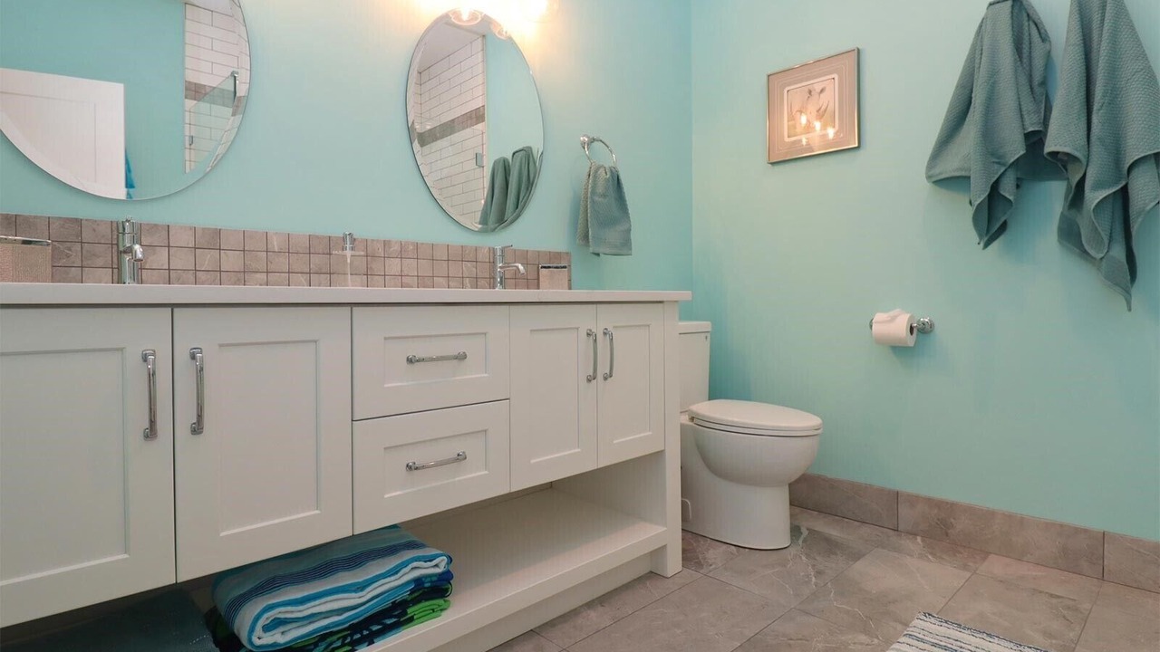 Photo of Bathroom in Blind Bay