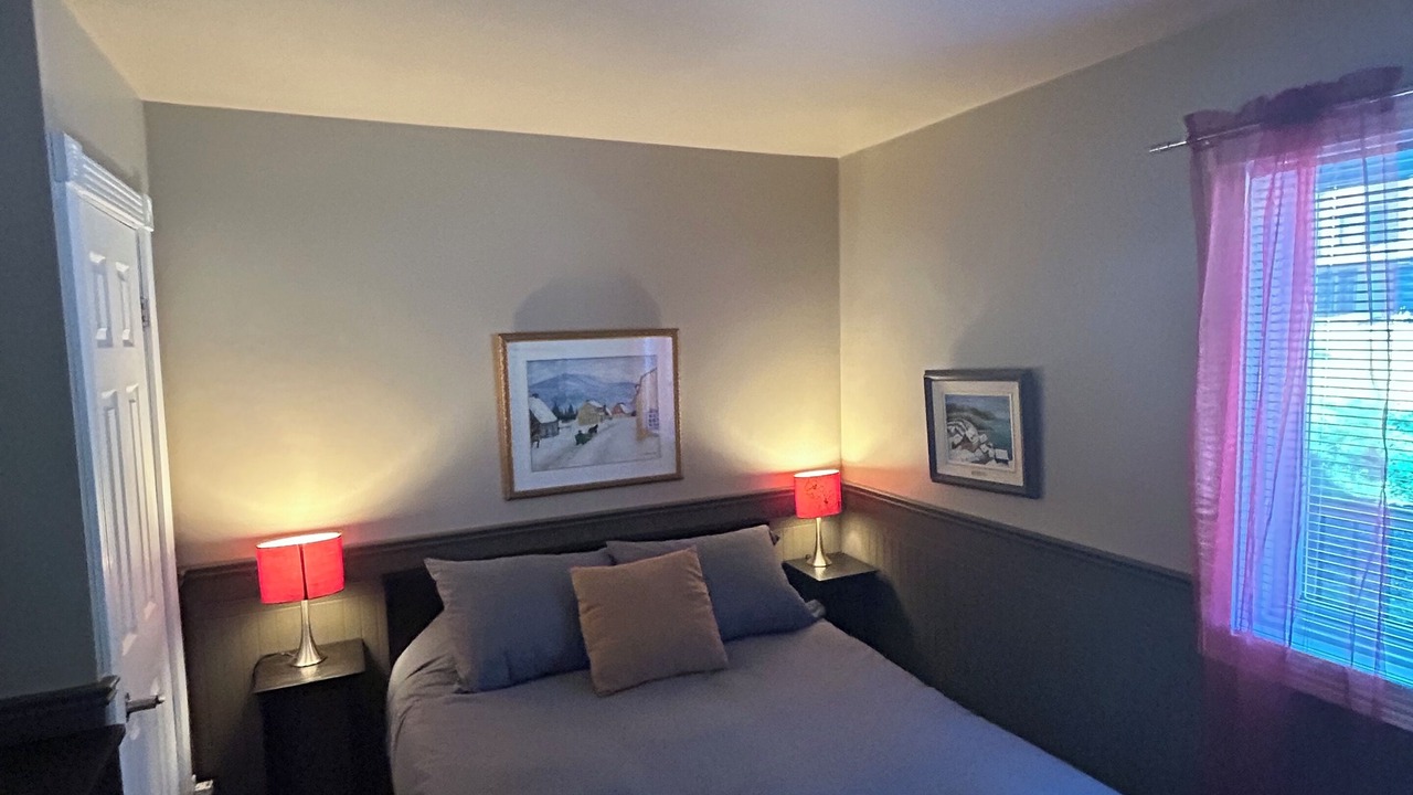 Photo of Bedroom in Stoneham