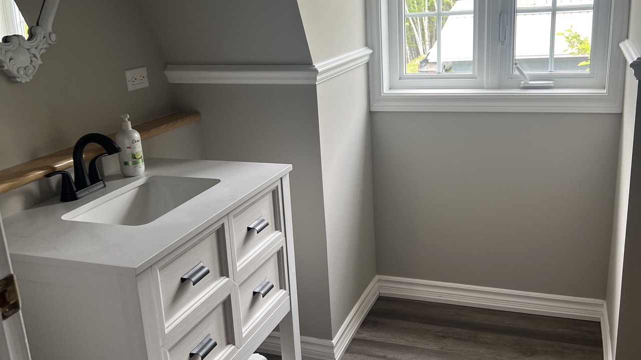 Photo of Bathroom in Chute-Saint-Philippe