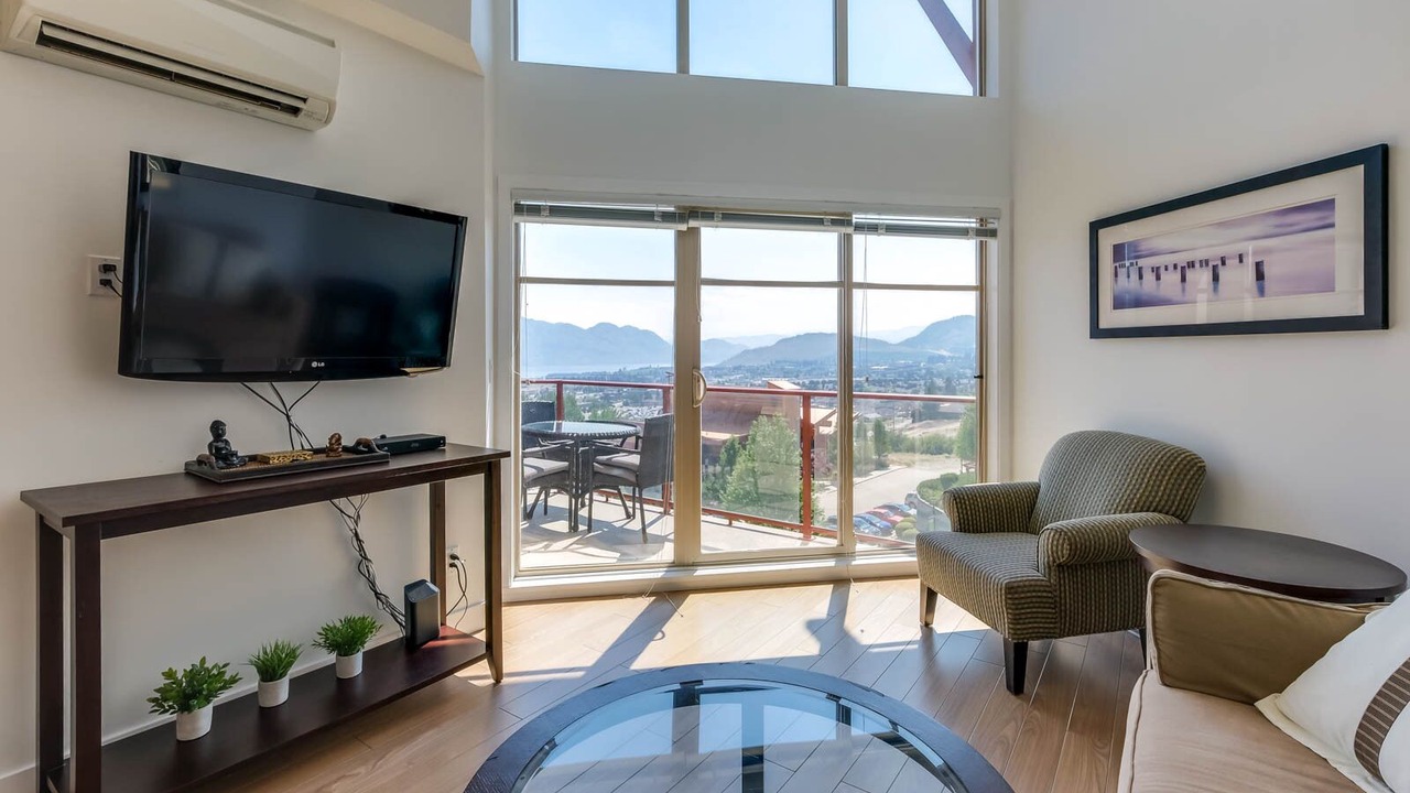 Photo of Livingroom in Westbank