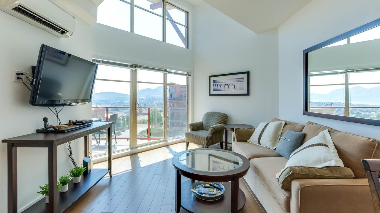 Photo of Livingroom in Westbank