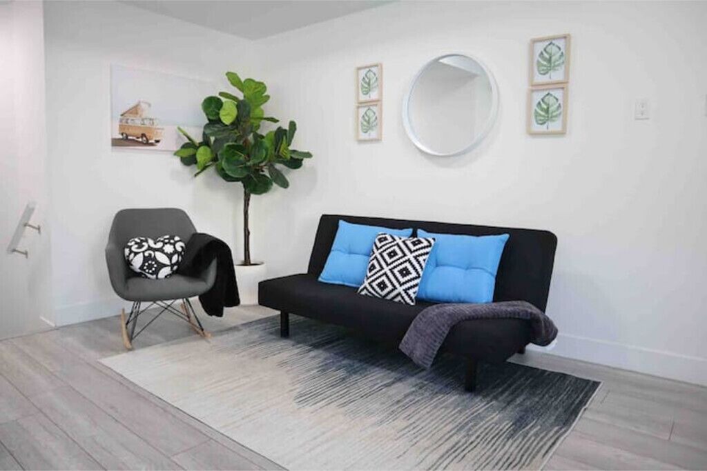 Photo of Livingroom in Surrey