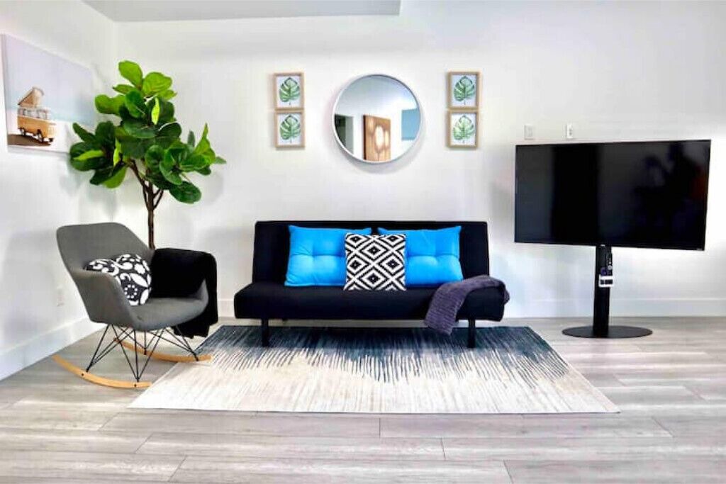 Photo of Livingroom in Surrey