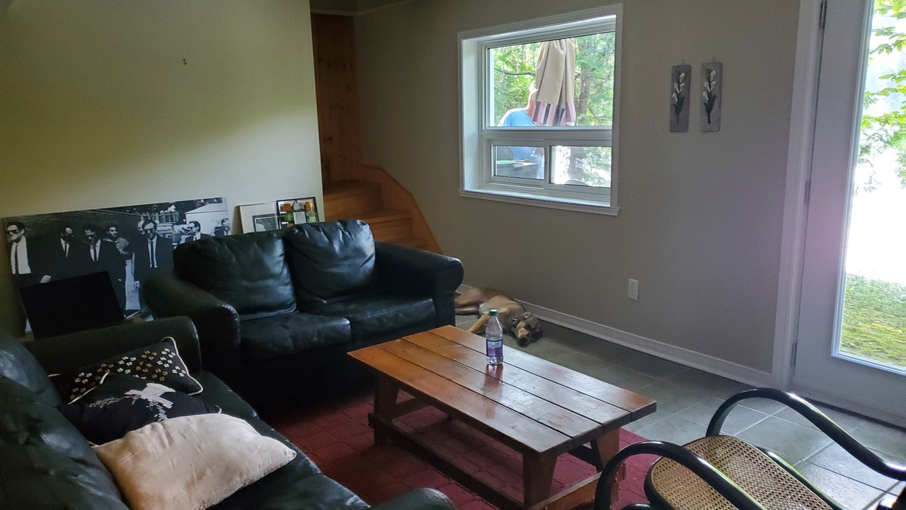 Photo of Livingroom in Amherst