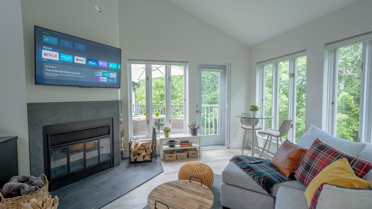 Photo of Livingroom in Mont-Tremblant