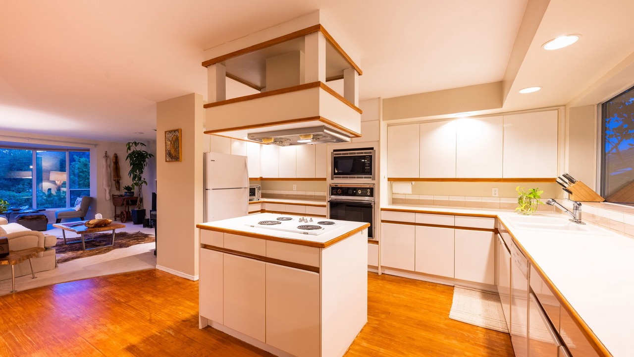 Photo of Kitchen in Caulfeild