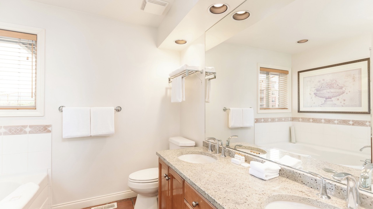 Photo of Bathroom in South Pandosy