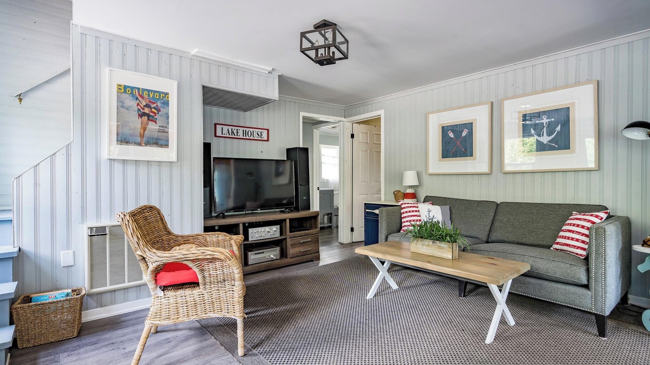 Photo of Livingroom in Sauble Beach