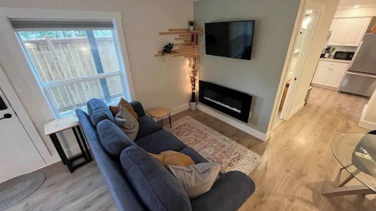 Photo of Livingroom in North Cowichan