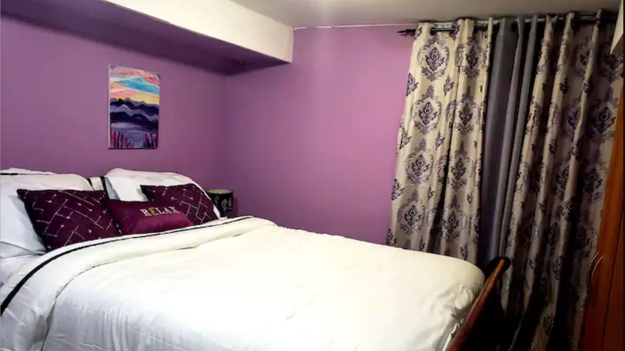 Photo of Bedroom in Aylmer