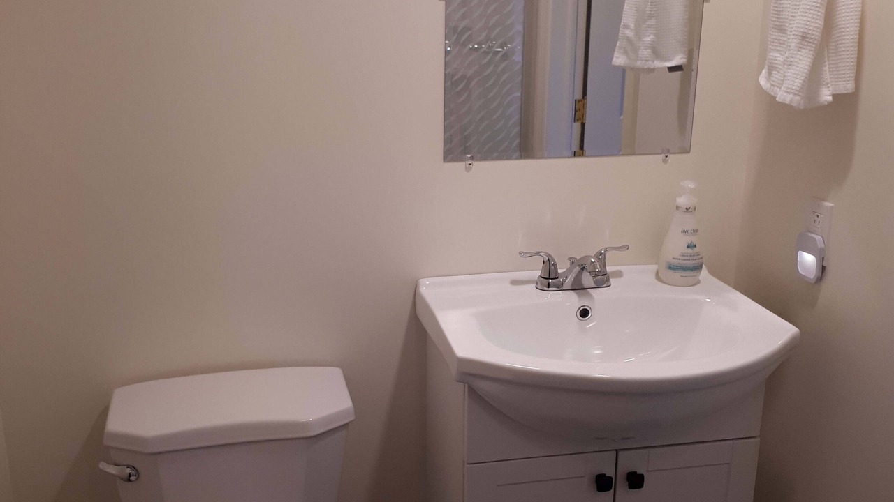 Photo of Bathroom in Crow Head