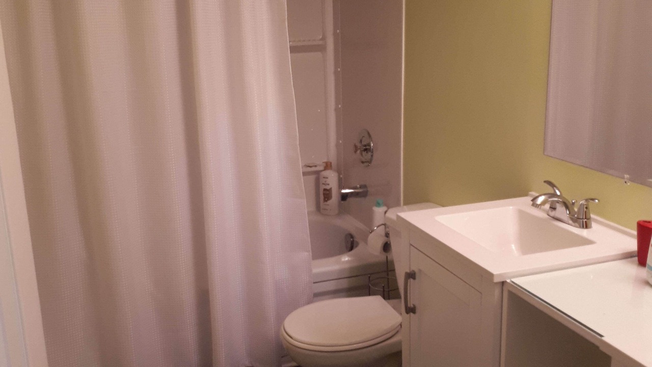 Photo of Bathroom in Crow Head