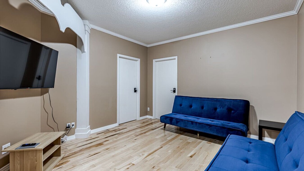 Photo of Others in West Edmonton