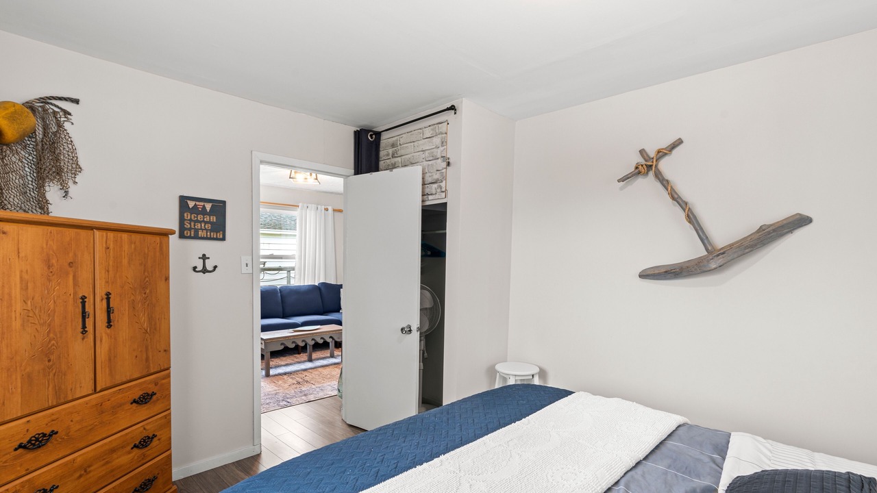 Photo of Bedroom in Pointe-du-Chene