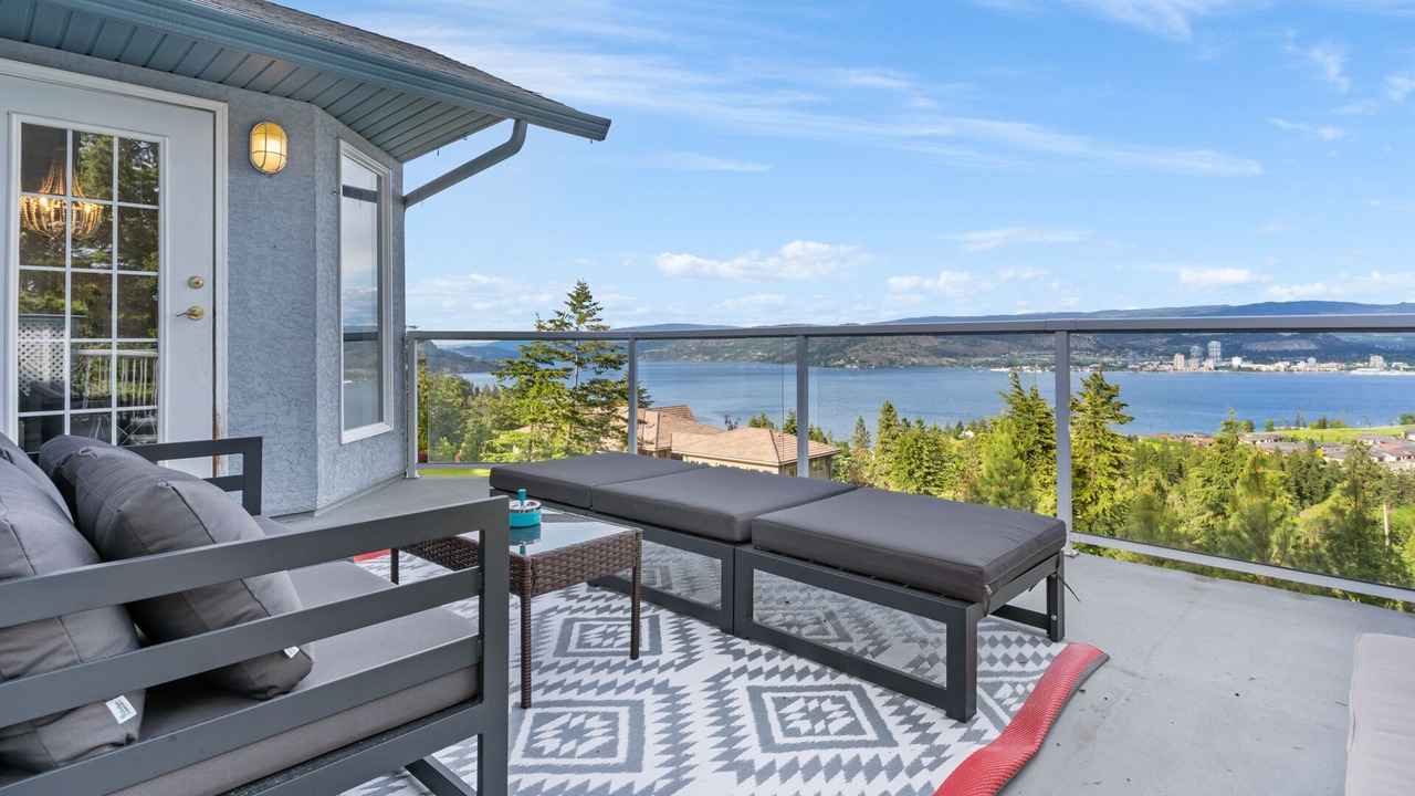 Photo of Patio Balcony in West Kelowna Estates