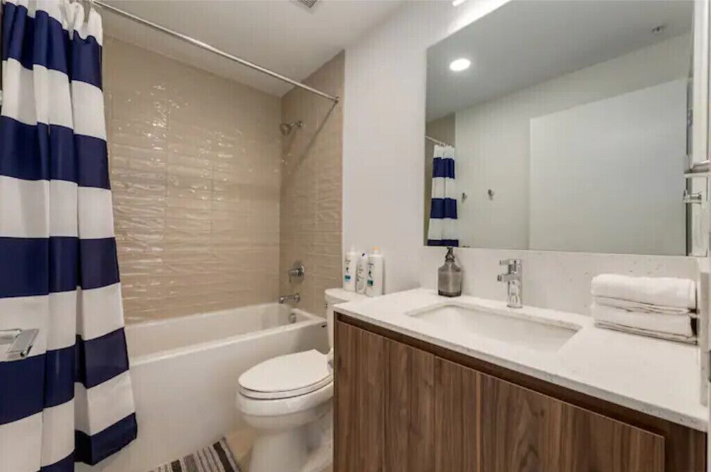 Photo of Bathroom in Sunnyside