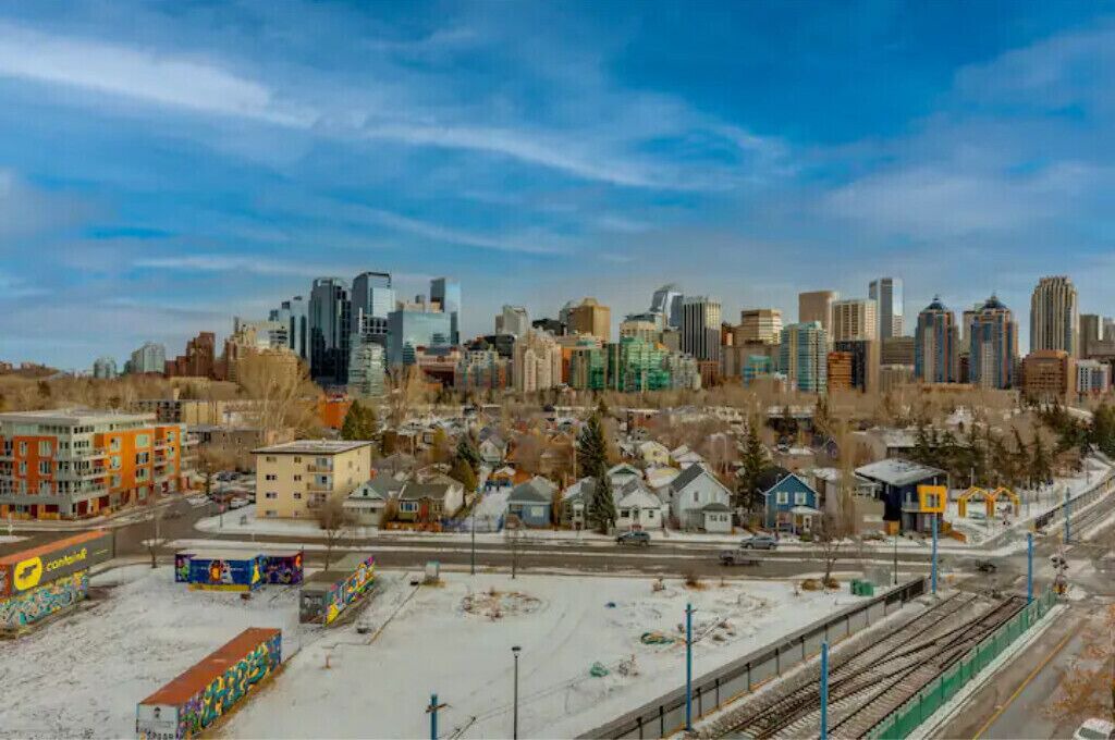Photo of Others in Sunnyside