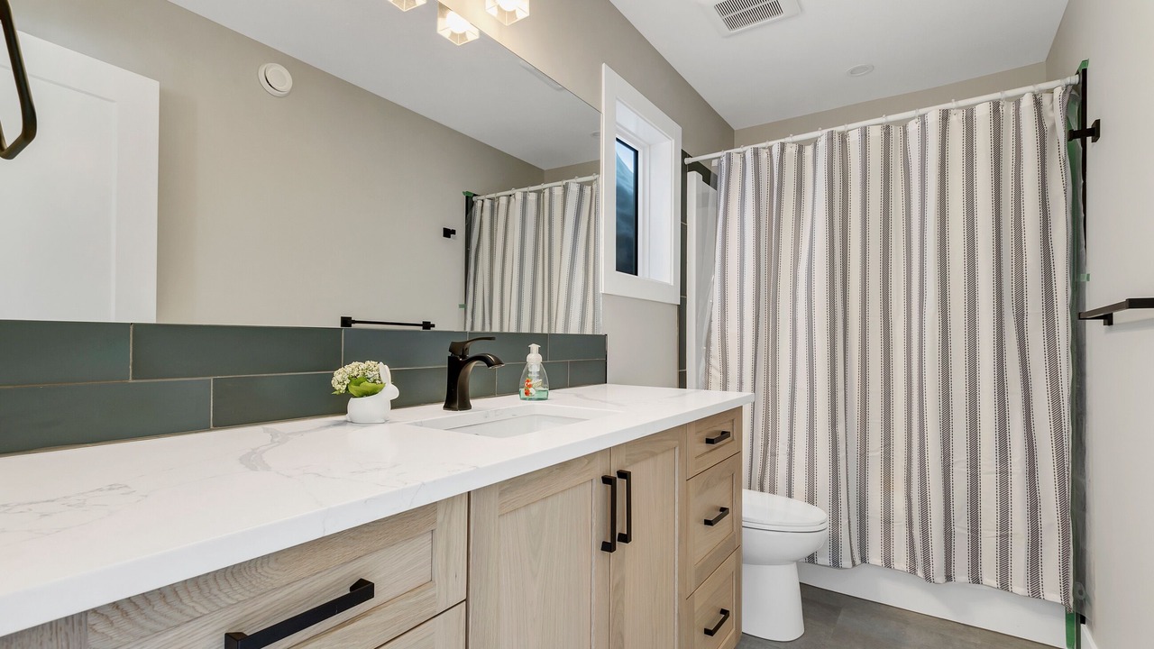 Photo of Bathroom in Silver Star Mountain