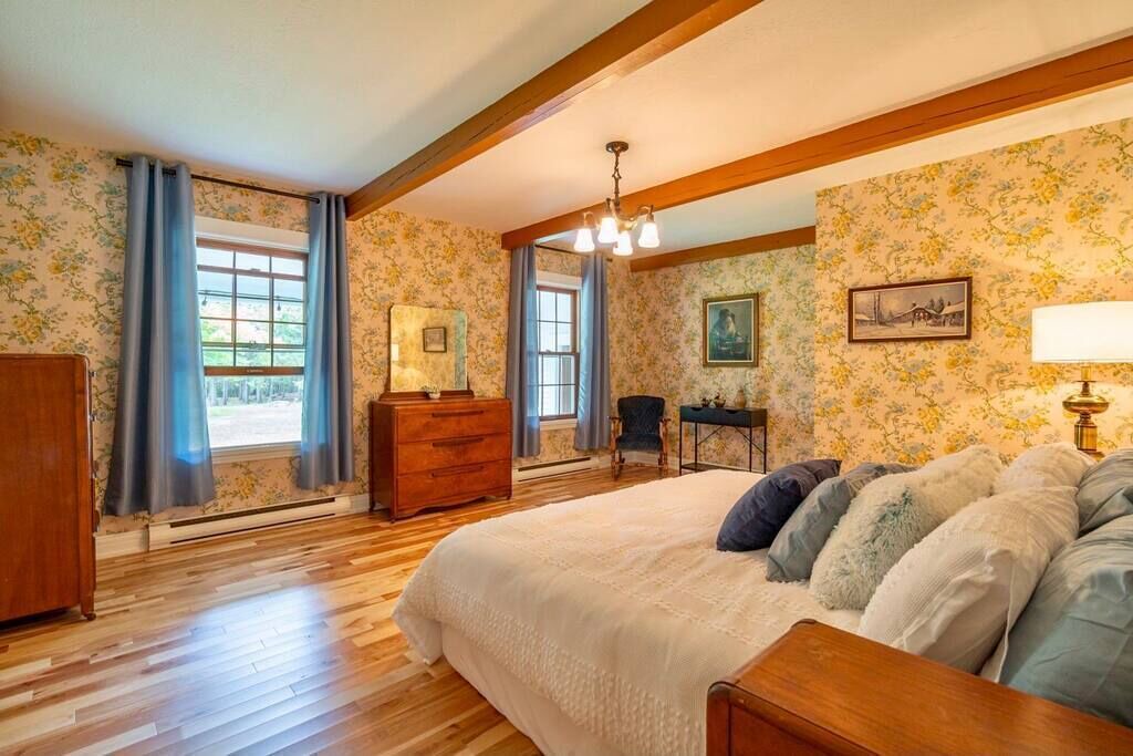 Photo of Bedroom in Weedon
