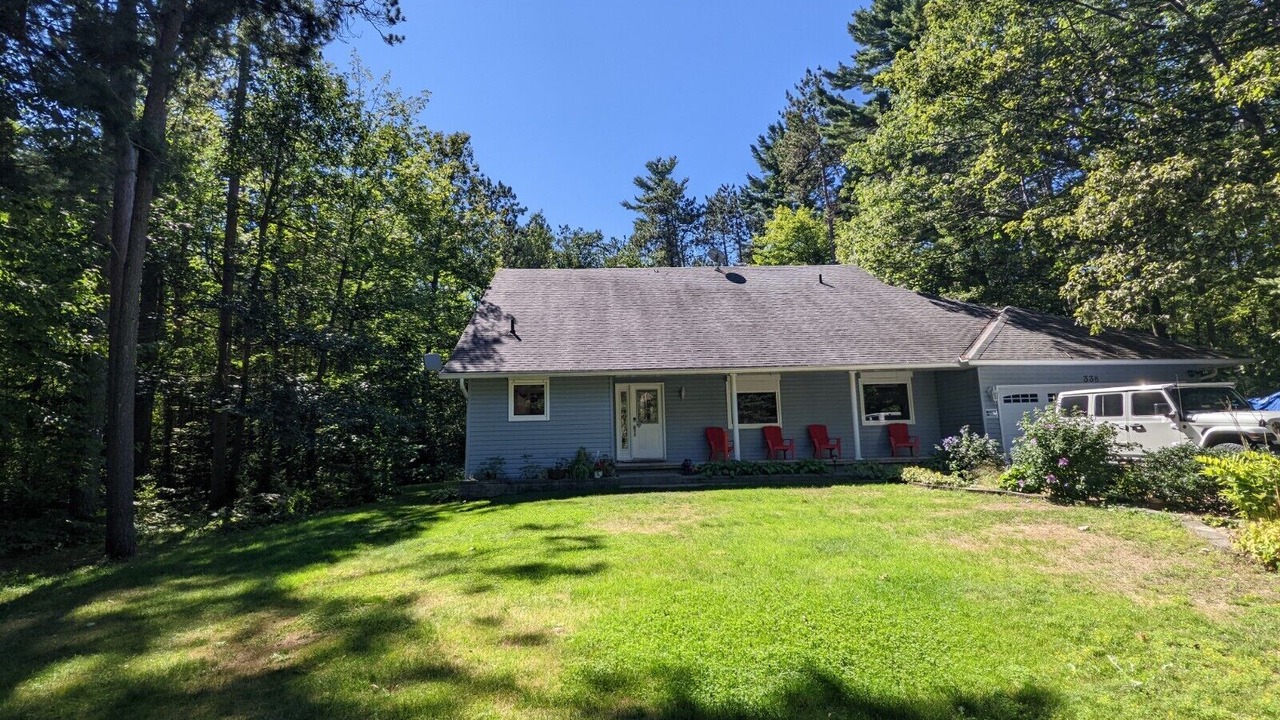 Photo of Outdoor in Tiny
