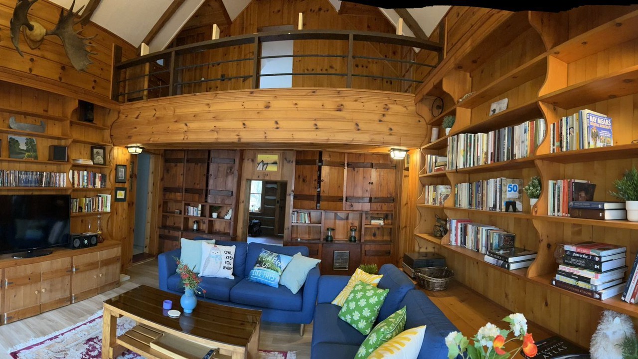 Photo of Livingroom in Trent Lakes