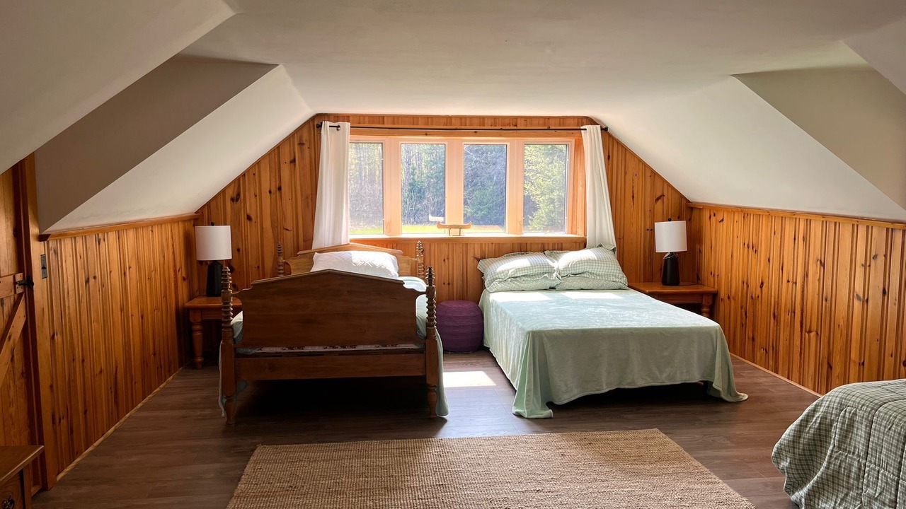 Photo of Bedroom in Trent Lakes