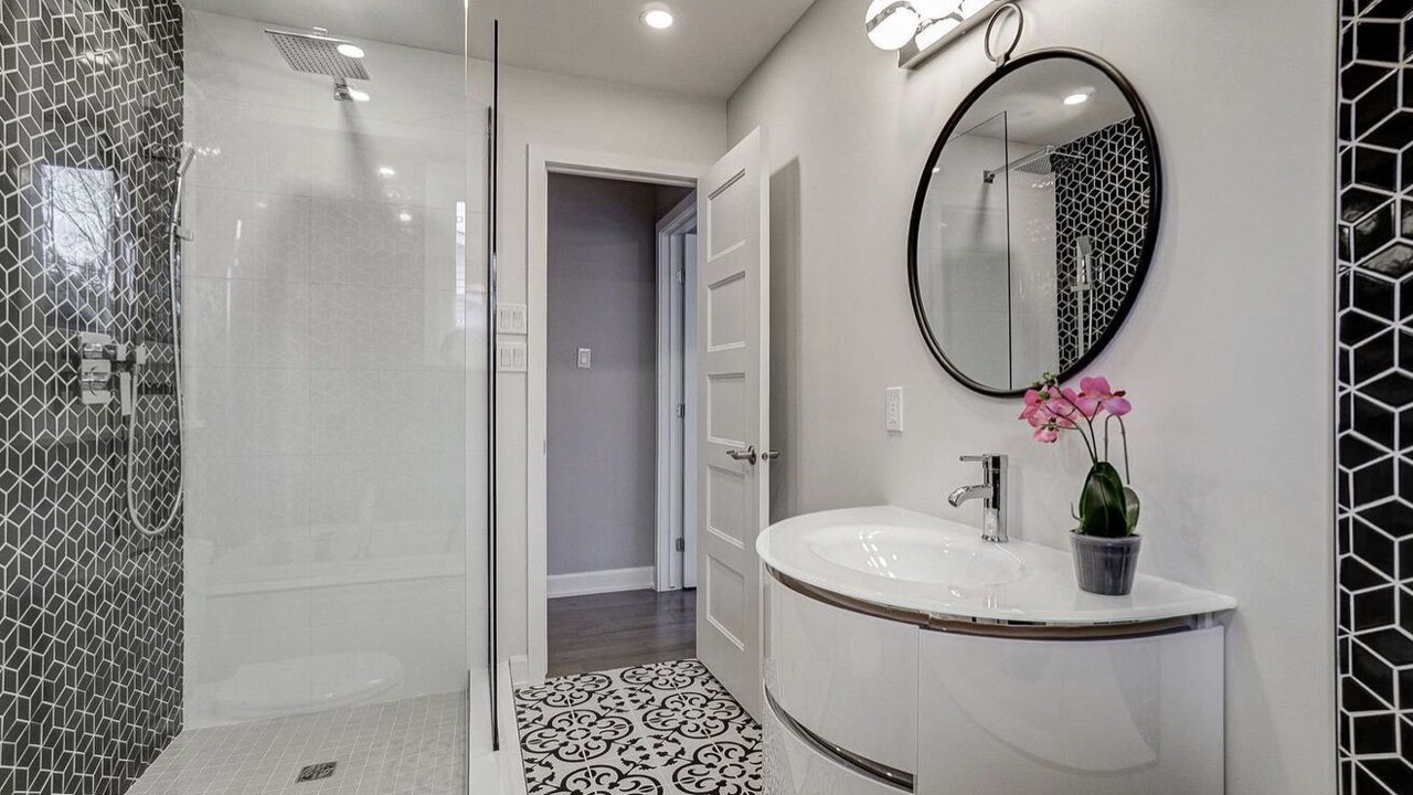 Photo of Bathroom in Brossard