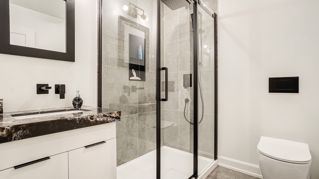 Photo of Bathroom in Val-des-Monts