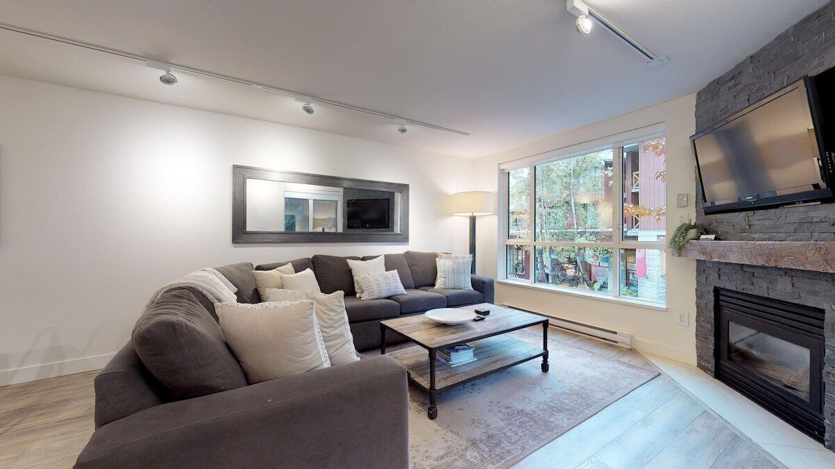 Photo of Others in Whistler Cay Heights