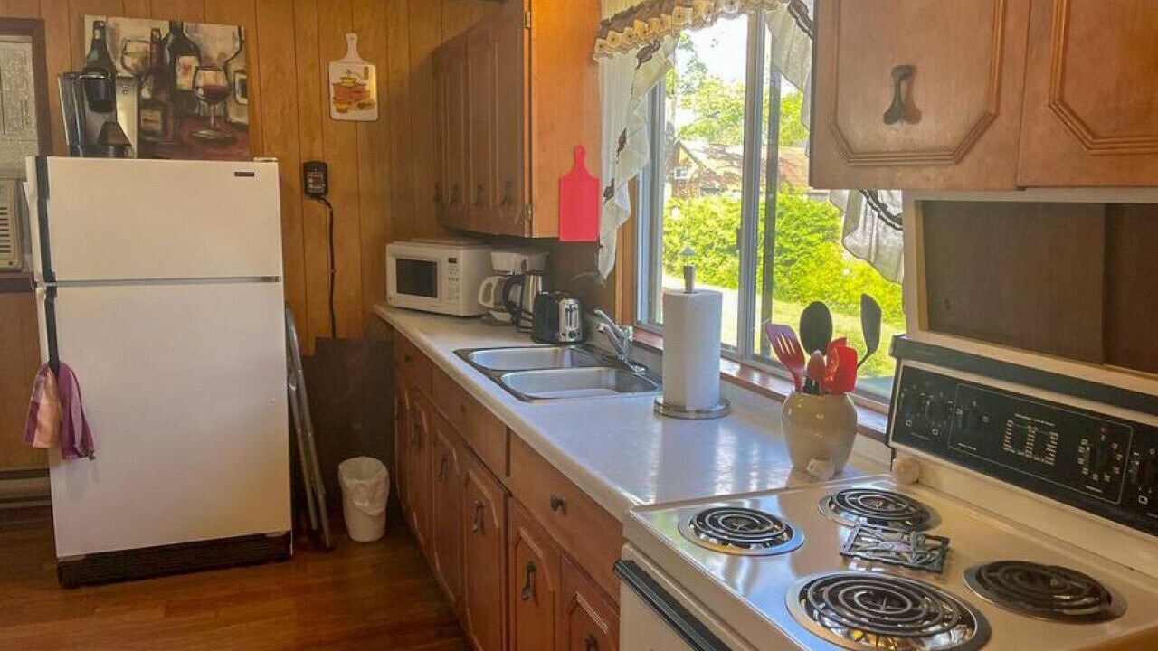 Photo of Kitchen in Port McNicoll