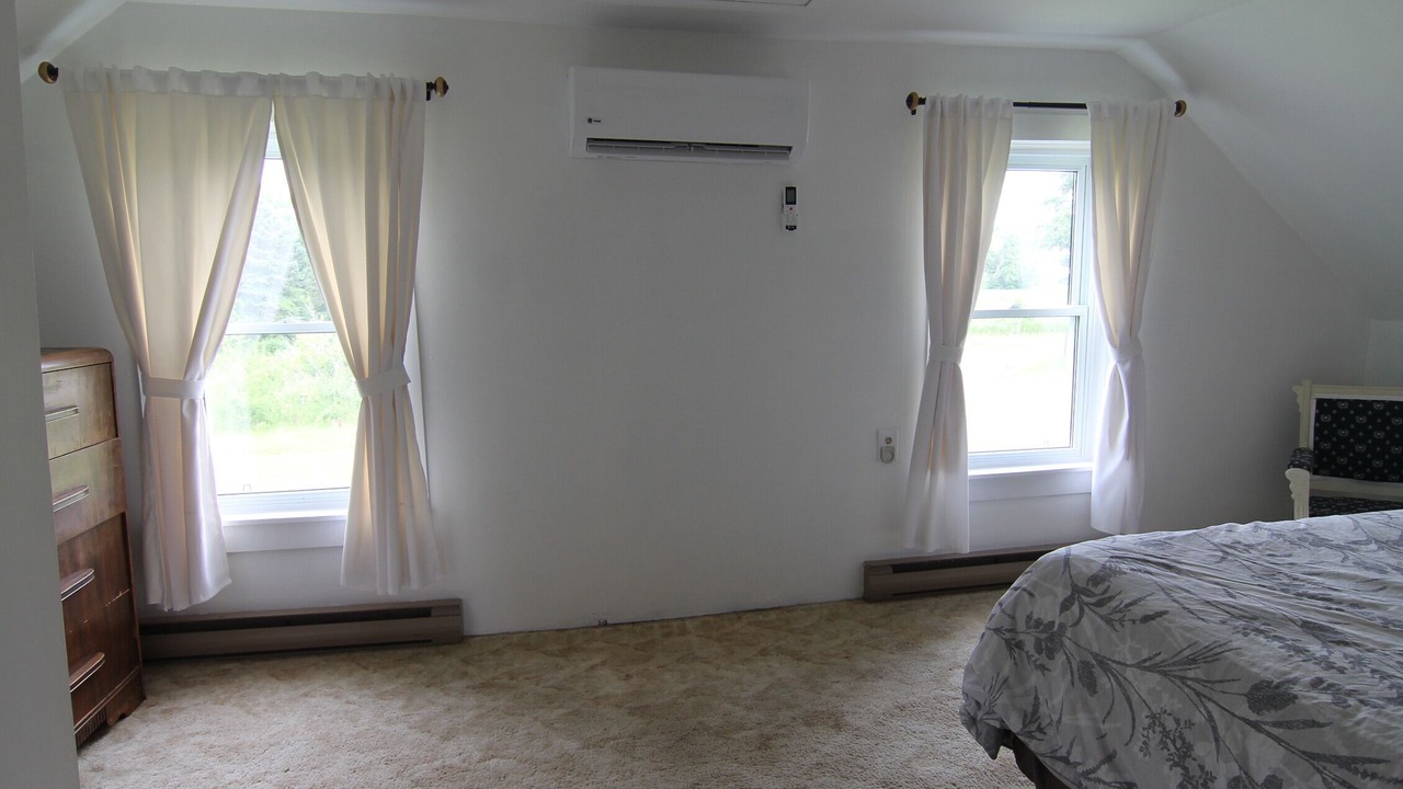 Photo of Bedroom in Picton