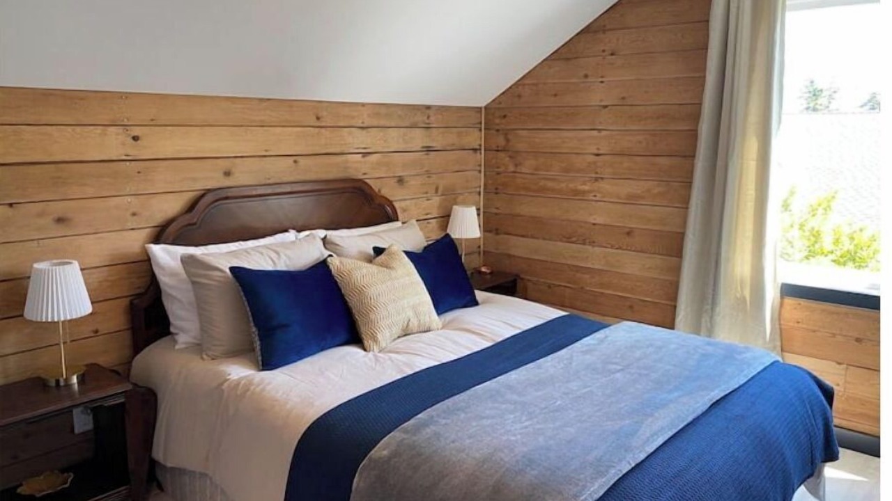 Photo of Bedroom in Campbell River