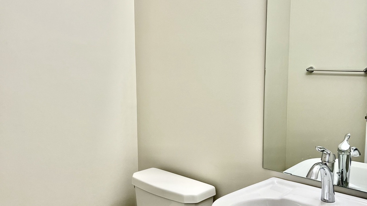 Photo of Bathroom in Caledonia