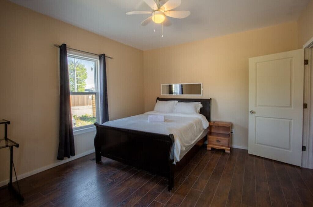 Photo of Bedroom in Trenton