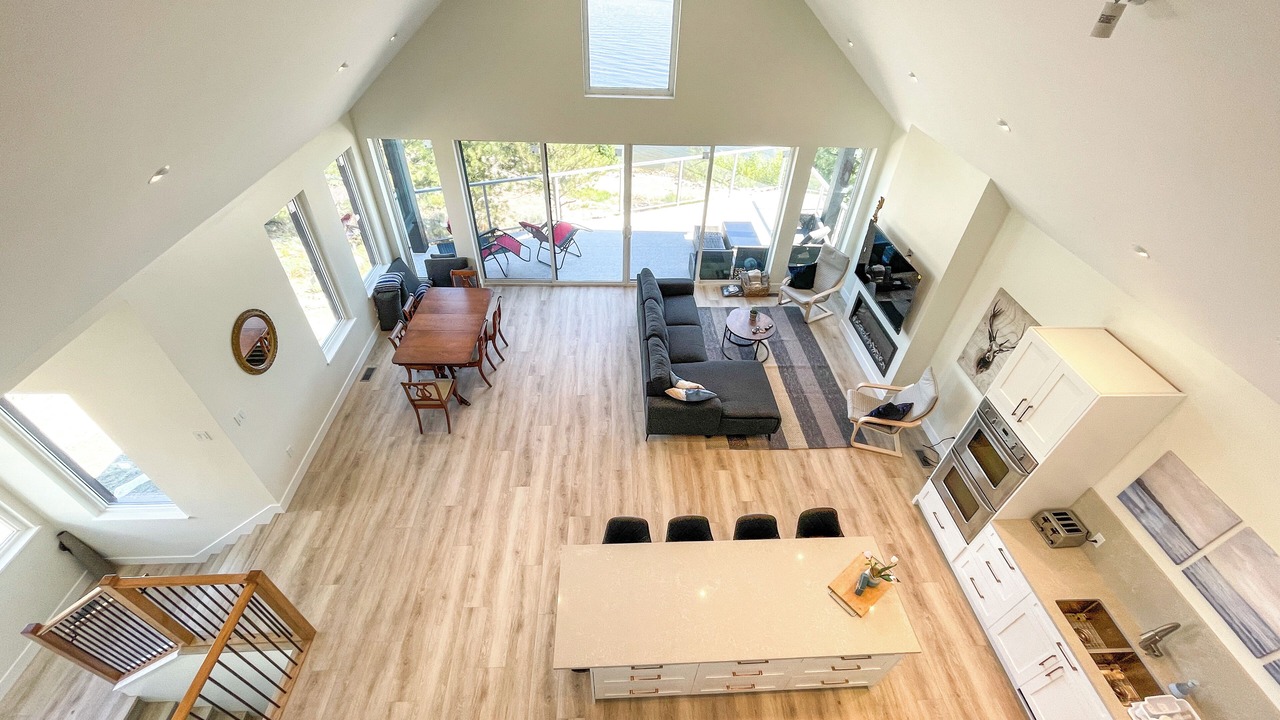 Photo of Livingroom in Merritt