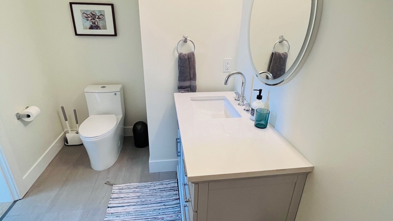 Photo of Bathroom in Merritt