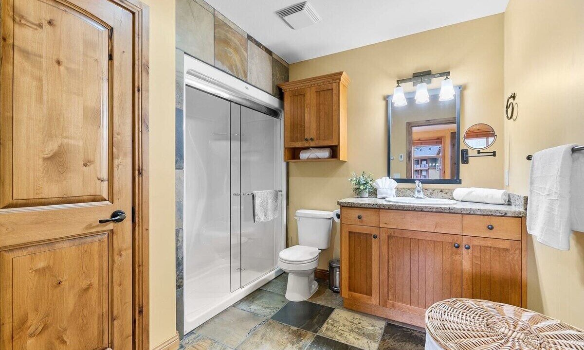 Photo of Bathroom in Big White Ski Resort