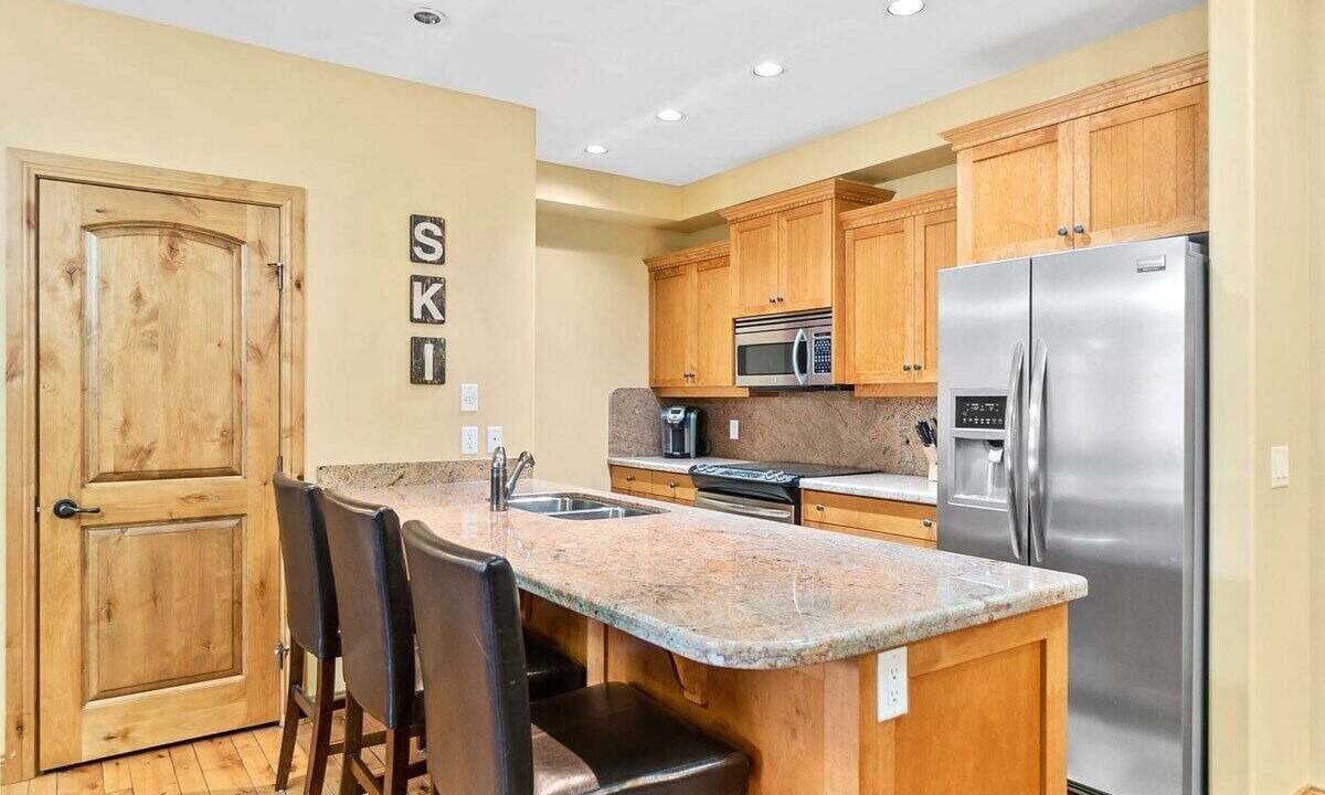 Photo of Kitchen in Big White Ski Resort