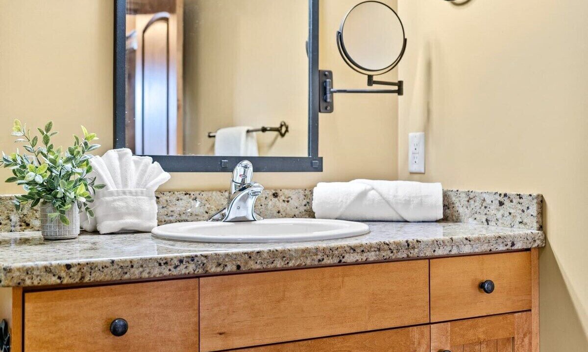 Photo of Bathroom in Big White Ski Resort