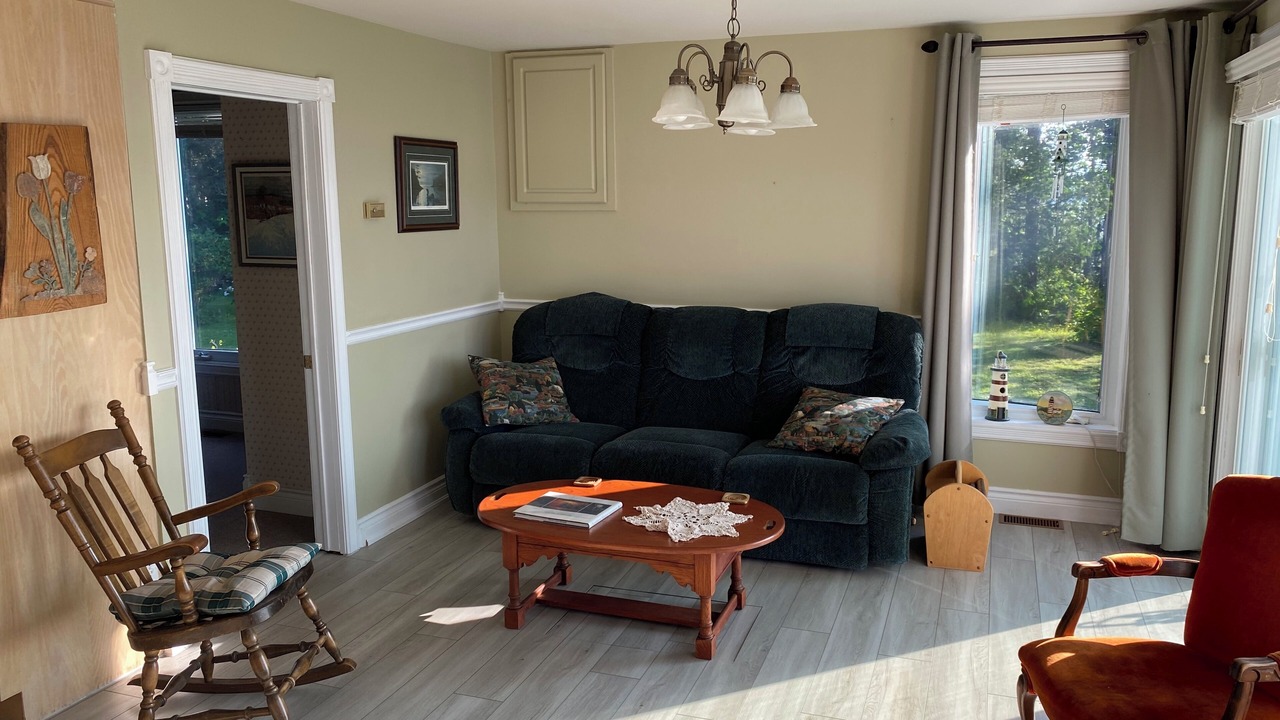 Photo of Livingroom in Chisholm