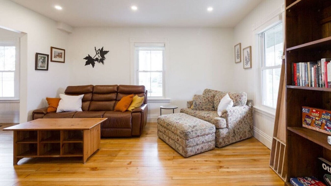 Photo of Livingroom in Greater Napanee