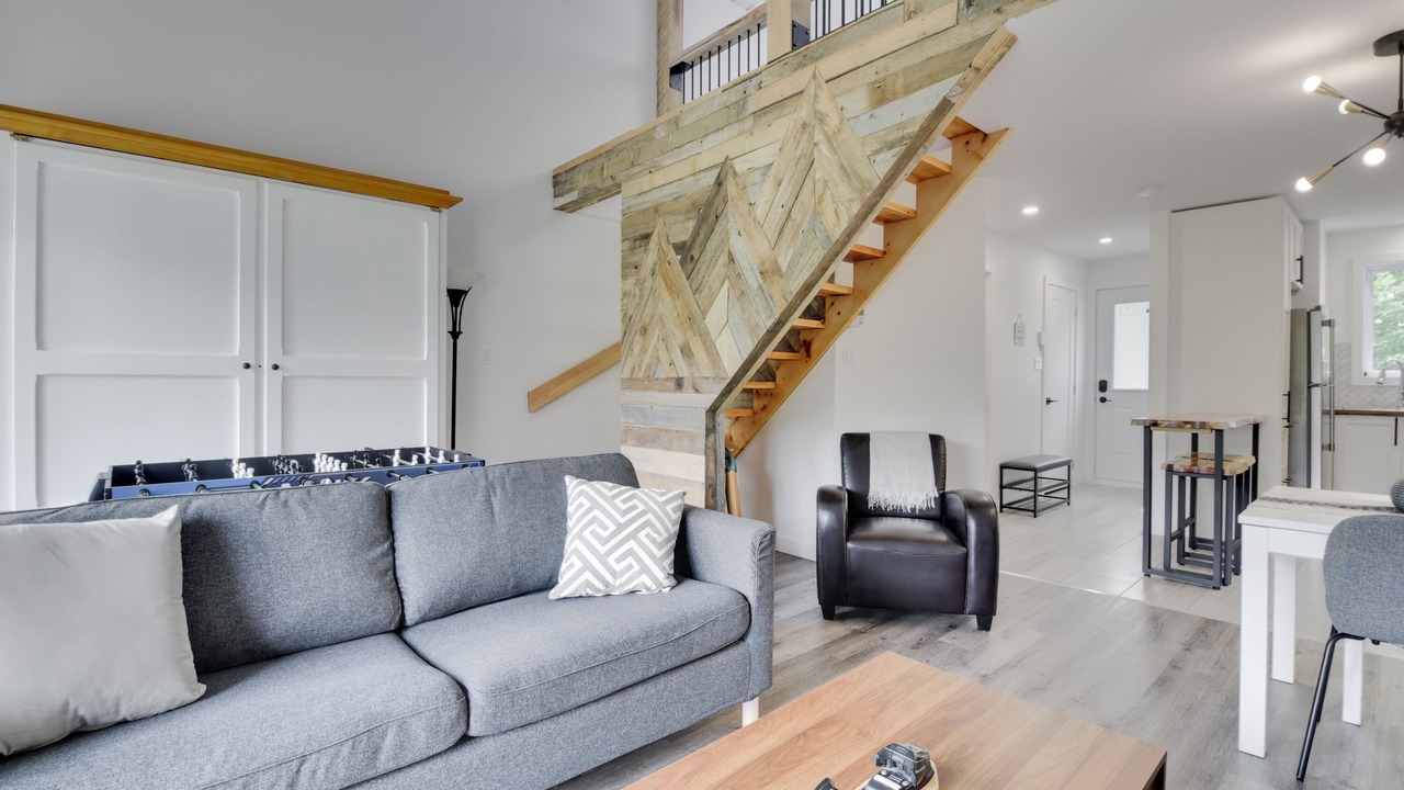 Photo of Livingroom in Stoneham