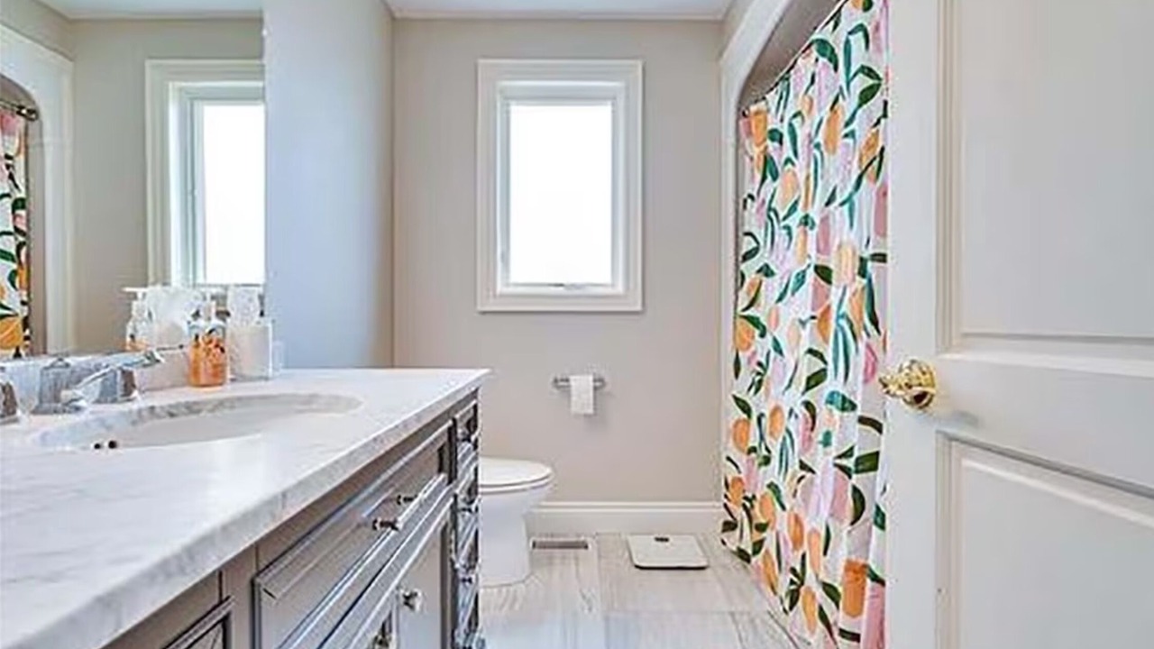 Photo of Bathroom in Grimsby
