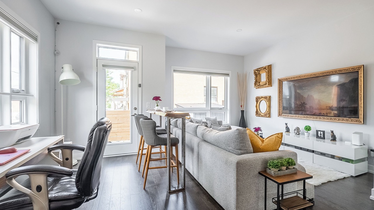 Photo of Livingroom in Fairbank