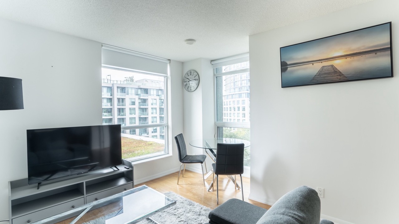 Photo of Livingroom in Fort York
