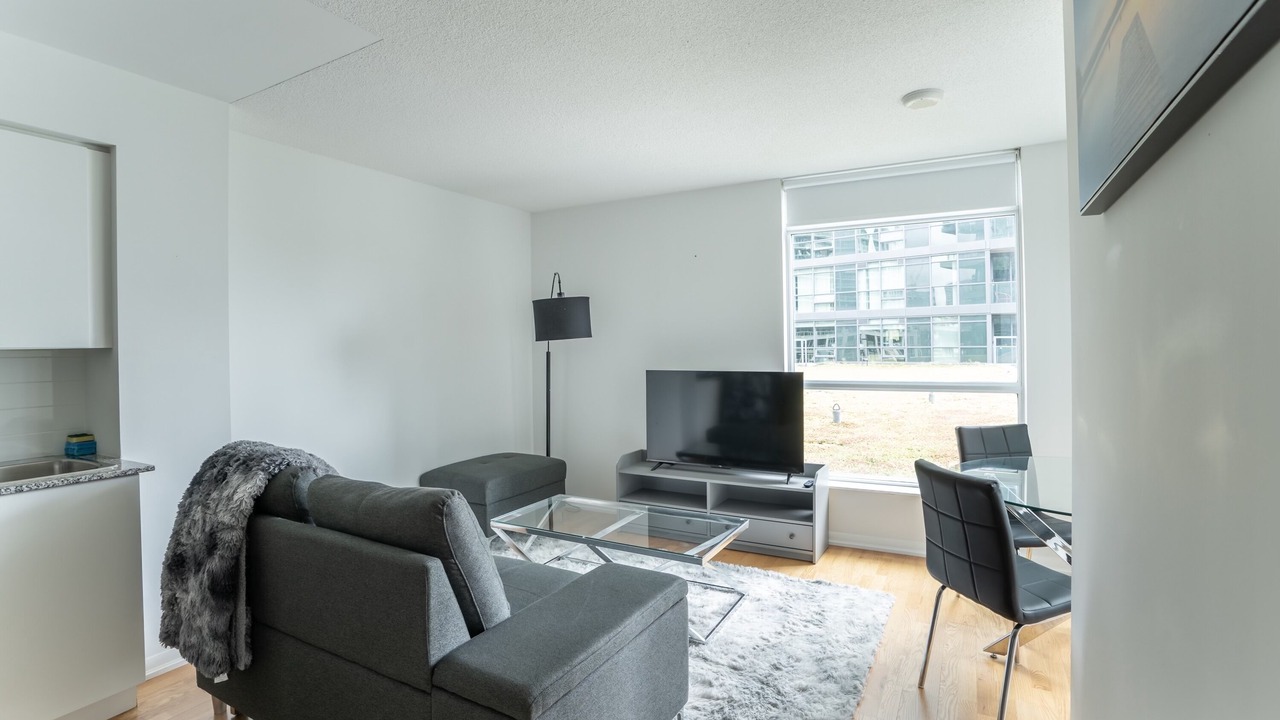 Photo of Livingroom in Fort York