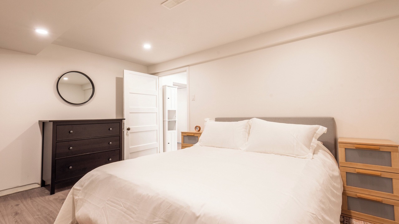 Photo of Bedroom in Cobble Hill